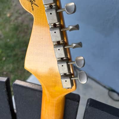 Fender Custom shop 1961 Reissue Stratocaster 2016 - sunburst image 4
