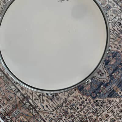 Ludwig No. 400 Supraphonic 5x14" 10-Lug Aluminum Snare Drum with Pointed Blue/Olive Badge 1969 - 1979 - Chrome-Plated image 8
