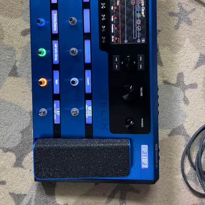 Line 6 Helix Floor Limited Edition 2019 - Lightning Blue image 4