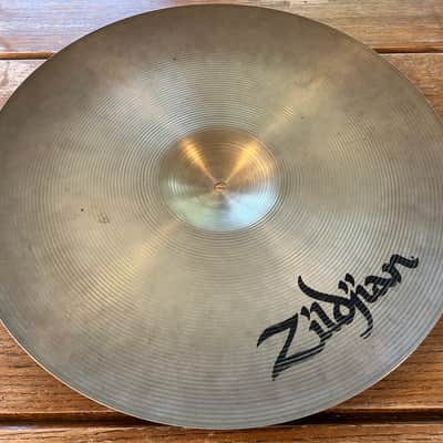 Zildjian 20" A Series Medium Ride Cymbal 1982 - 2012 - Traditional image 7