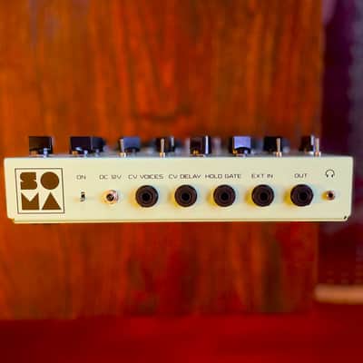 Soma Laboratory Lyra-8 - Green - MINT! image 3