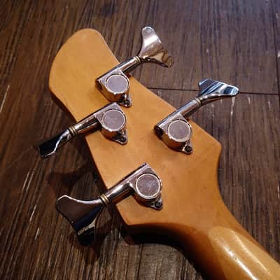 Yamaha MB-40C MotionB Electric Bass Medium Scale - White image 10