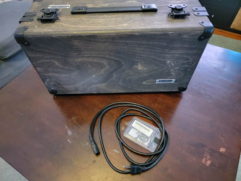 Pittsburgh Modular Structure EP-208 with case screws image 1