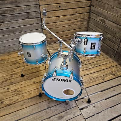 Drum Kit Sonor AQ2 Series 7ply Maple Safari Aqua Silver Burst USED! RKSNK120526 image 2