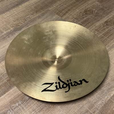 Zildjian 18" A Series Medium Ride Cymbal 1728g  - Traditional image 8