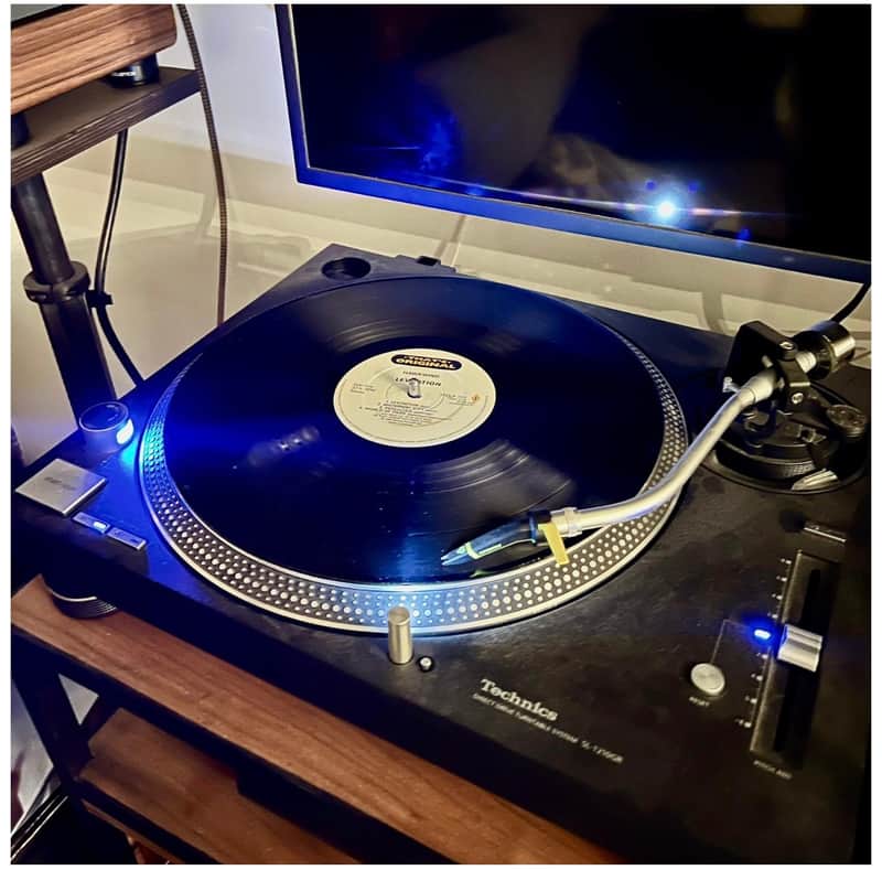 Technics 1210GR Turntable image 1