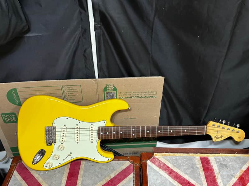 Fender ST-62 Stratocaster Reissue MIJ Yellow Japan Electric Guitar image 1