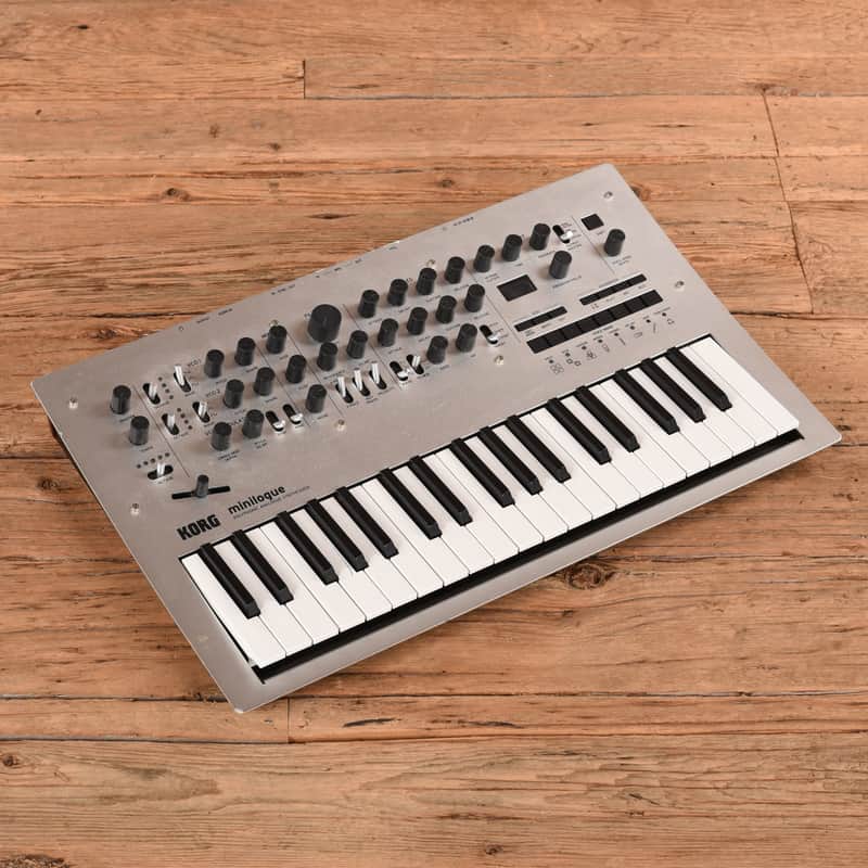 Korg Minilogue 4-voice Analog Polyphonic Synthesizer image 1