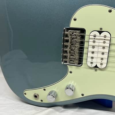 Fender Player Duo-Sonic HS Electric Guitar with Gig Bag MIM - Made in Mexico - Ice Blue Metallic image 5