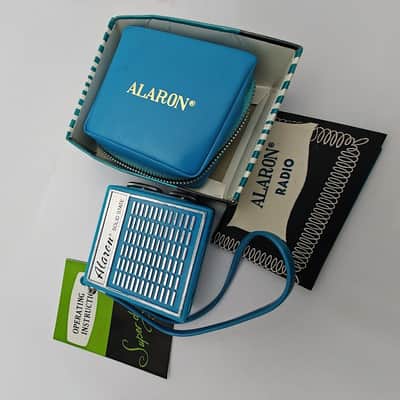 1960'S Alaron Mod. B-77 Solid State Radio w/ Box, Case & Paperwork - Blue image 6