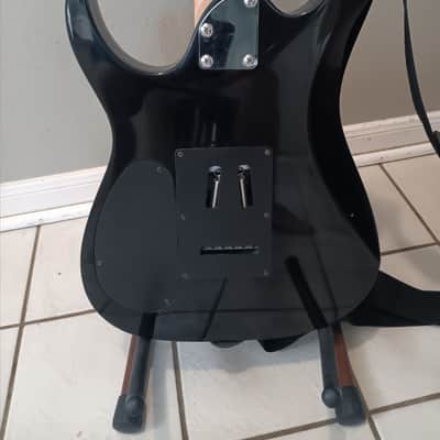 2001 Washburn WR-150 "Shredder" "Super-Strat" great shape image 8