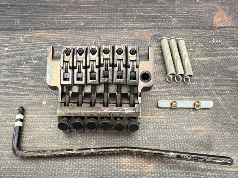 Ibanez Edge