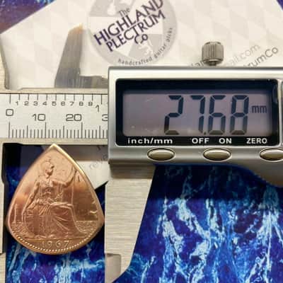 **Special Offer 20% Discount** Two (2) Queen Elizabeth 1967 Penny Coin Guitar Picks. image 4