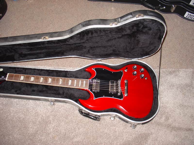 Epiphone SG Standard Heritage Cherry with Case ! image 1