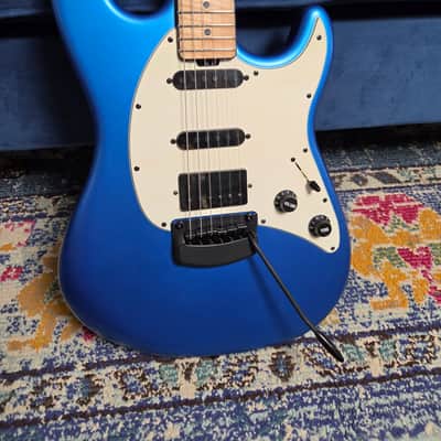 Used Ernie Ball BFR Cutlass Blue Magic w/case image 2