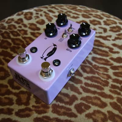 JHS Emperor V2 2018 - Present - Pink image 2