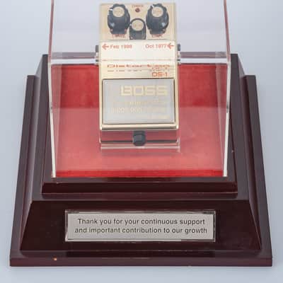 BOSS Distortion DS-1  GOLD 1998 + Showroom DISPLAY! Extremely RARE image 2