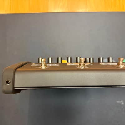 Fractal Audio FM9 Mark II Amp Modeler / FX Processor 2024 - Present - Black image 11