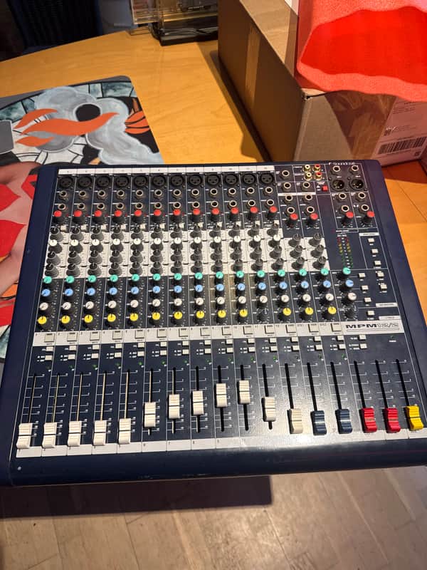 Soundcraft Mpm12/2 2005? - Blue image 1