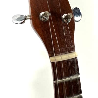 Awesomesauceguitars electric ukulele made from a vintage 70s lunchbox uke noise instrument The Inch High Private Eye 2025 - Nostalgia image 8
