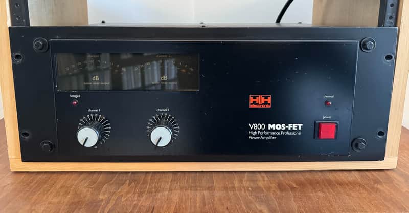 HH Electronics V800 MOS-FET High Performance Professional Power Amplifier image 1