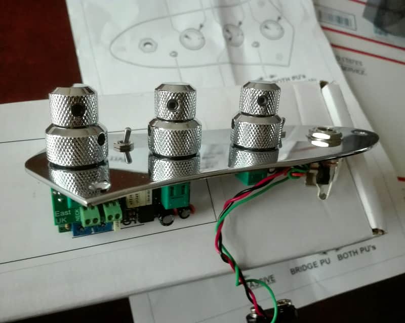John East J Retro Jazz Bass Preamp image 1
