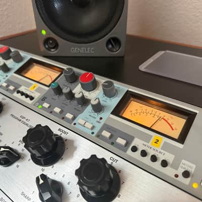 AMEK System 9098 Dual Compressor/Limiter AMEK Dual Compressor