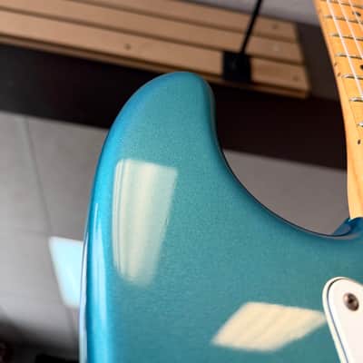 Fender Strat Plus with Maple Fretboard 1987 - 1998 - Lake Placid Blue image 8