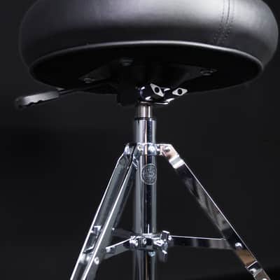 Roc-N-Soc Extended Base Round Throne - Red image 3