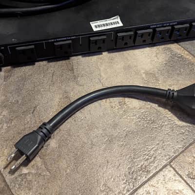 Furman PL-PRO C 20A Power Conditioner with Voltmeter 2010s - Black image 3