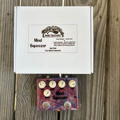 Tone Junkie mind squeezer Compressor Fuzz Two In One Tone Bender optical - Blue pink with box image 3
