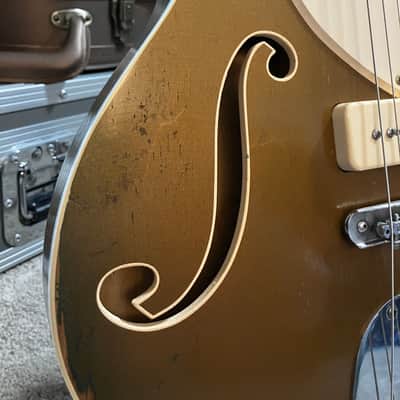 Novo Miris J Custom 2020 - Goldtop image 4