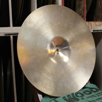 1960s A. Zildjian 18" Crash 1883g image 4