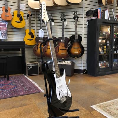 Yamaha Pacifica PAC012 Solid Body Electric Guitar Black image 5