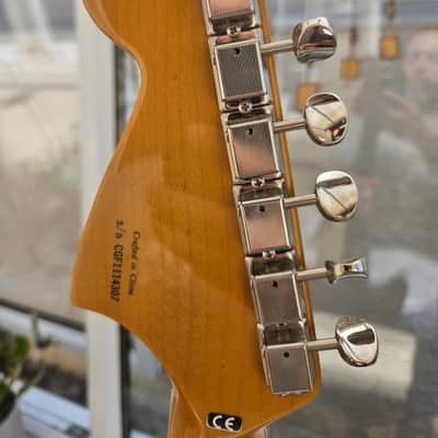 Fender Modern Player Jaguar 2012 - 2013 - Red Transparent image 4