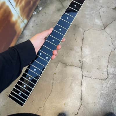 Round stainless steel 22 frets White binding black gloss Maple guitar neck 25.5inch hole 10mm sr image 1