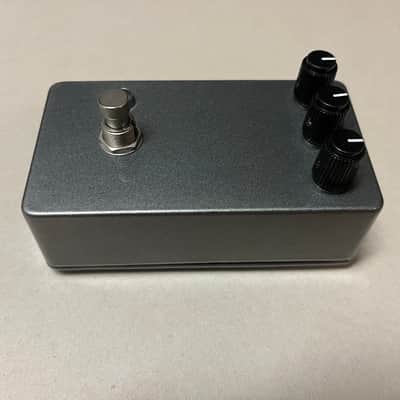 Earthquaker Devices Ghost Echo V2 **Custom Silver Paint** image 3