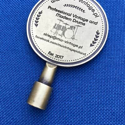 MW-Vintage Vintage Brass Finish Drumkey, Key RARE image 4