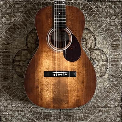 Eastman E1P-LTD-CLA Limited Edition Parlor Acoustic Guitar w/ Gig Bag & Free Pro Setup image 1