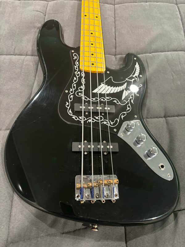 Jazz Bass 2010 - Black image 1