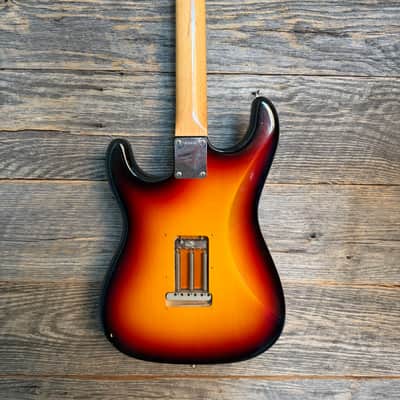 Used Fender Custom Shop ‘60 Stratocaster Closet Classic - Sunburst w/OHSC image 8