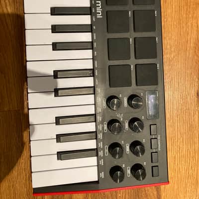 Akai MPK Mini