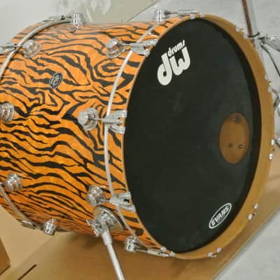 DREAM SET! DW USA 22/10/12/14 4 pc DRUM SET in TIGER MARINE PEARL! RM44 image 2