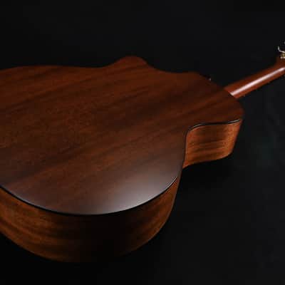 Martin GPC-16E Auditorium Guitar Spruce Top with Mahogany Back and Sides 628 image 7