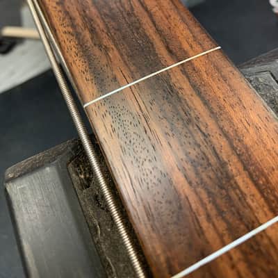 G&L Kiloton Fretless Tobacco Sunburst image 3
