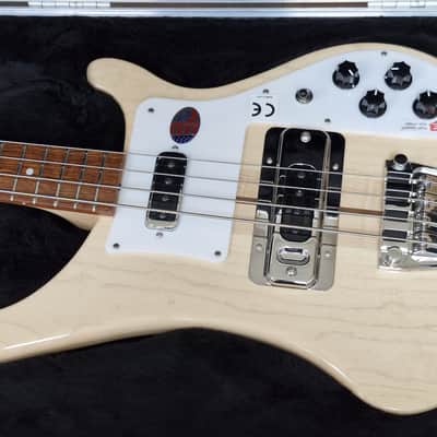 Rickenbacker 2025 - 4003S Bass inc Rickenbacker case. image 5