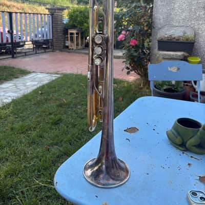Martin Committee trumpet with bach stradivarius sterling silver plus 37 bell image 2