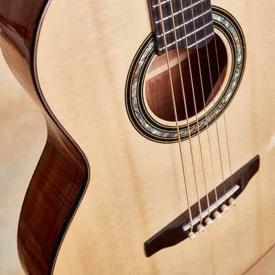 Linda Manzer Fanfret Baritone Acoustic image 21