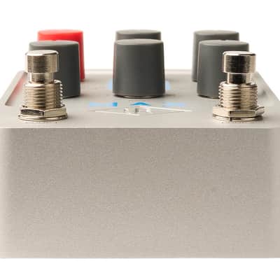 Universal Audio Max Preamp + Dual Compressor Pedal [DEMO] image 3
