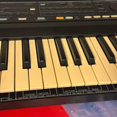 Roland E-30 image 3